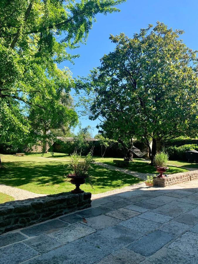 La Meffrais 1741 Bed and Breakfast Ντινάν Εξωτερικό φωτογραφία