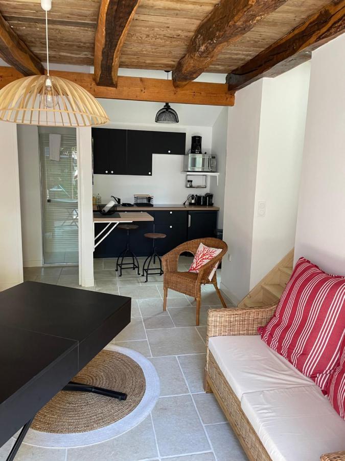 La Meffrais 1741 Bed and Breakfast Ντινάν Εξωτερικό φωτογραφία