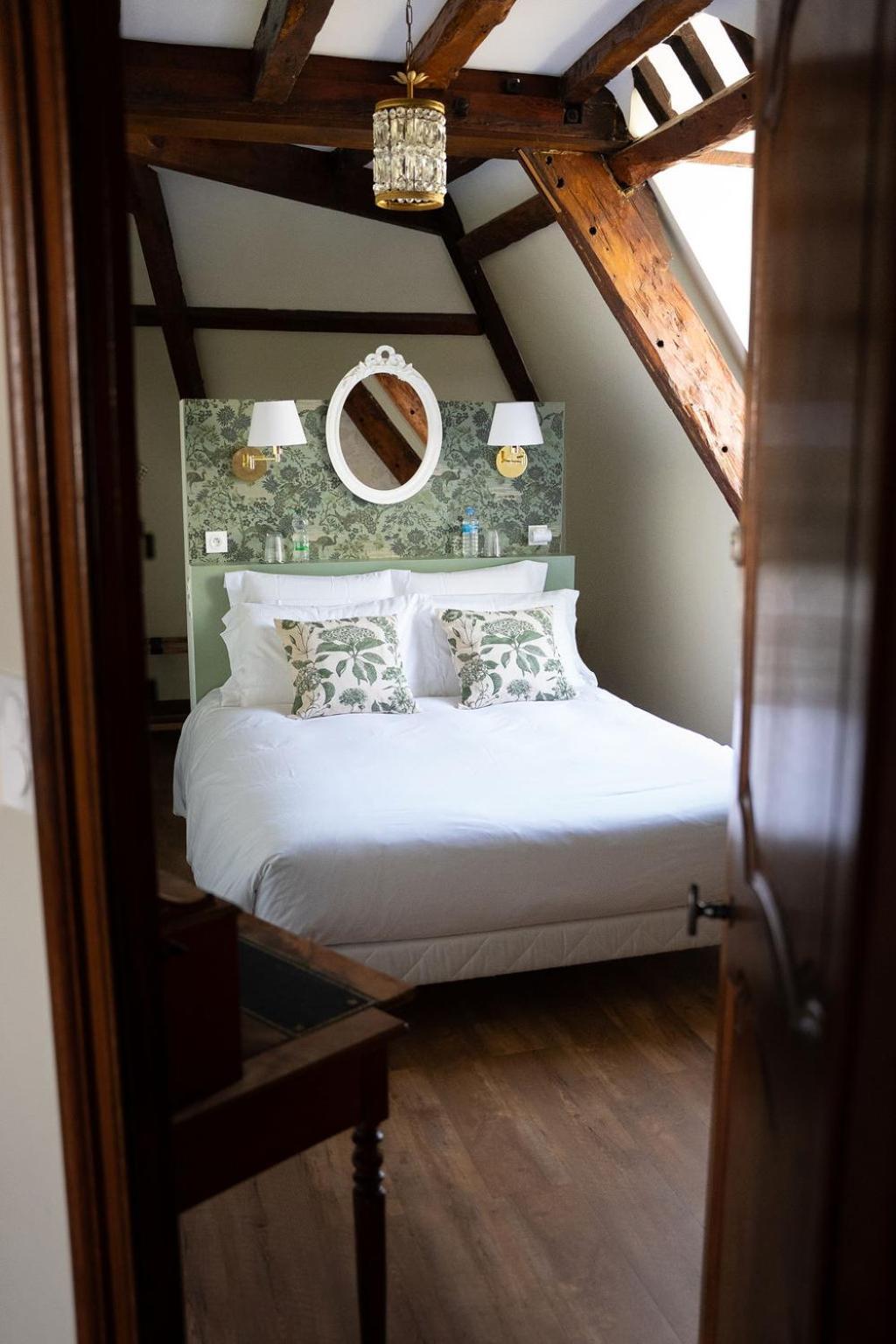 La Meffrais 1741 Bed and Breakfast Ντινάν Εξωτερικό φωτογραφία